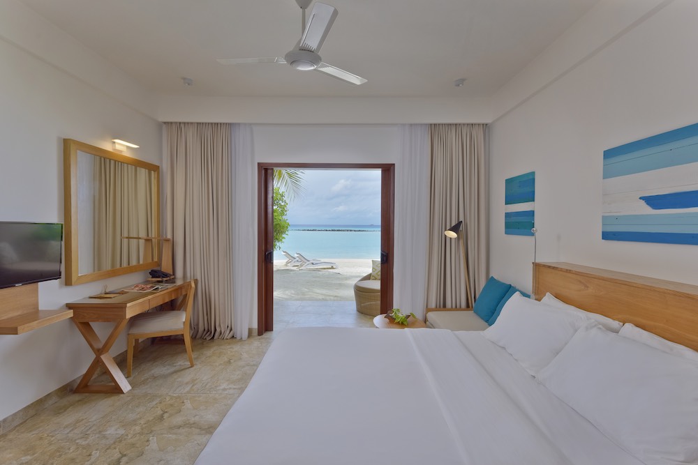 Superior Beach Room at Summer Island, view 1